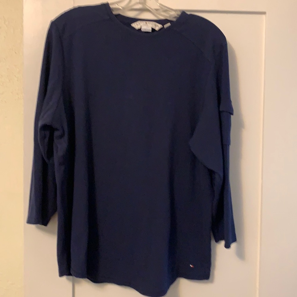 Tommy Hilfiger stretch long sleeve knit shirt size 3x. Navy blue.